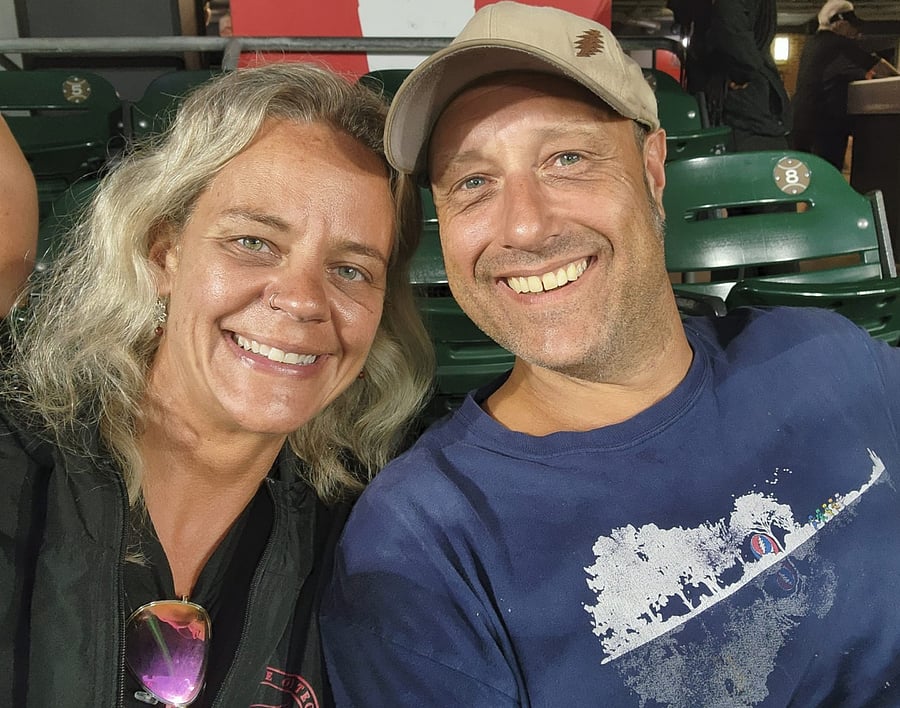 Hosts, Laura and Sven, are a couple of Deadhead hippies who love to travel, host and entertain. We welcome you to our home!