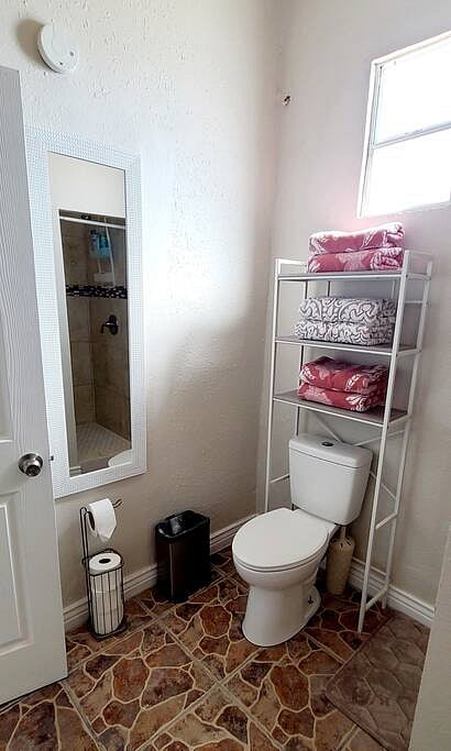 Furnished Finder property 902554_1 photo 8