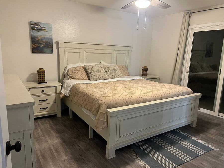 Master Bedroom, downstairs