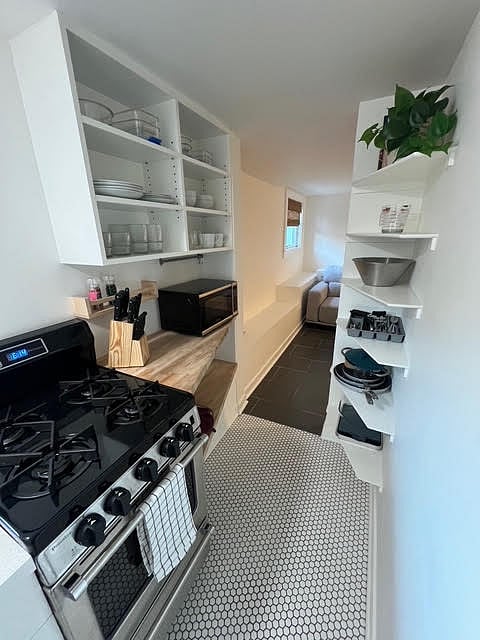 Fully stocked kitchen