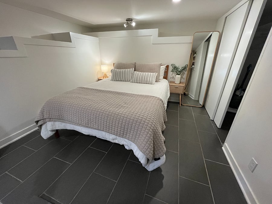 Queen Bed