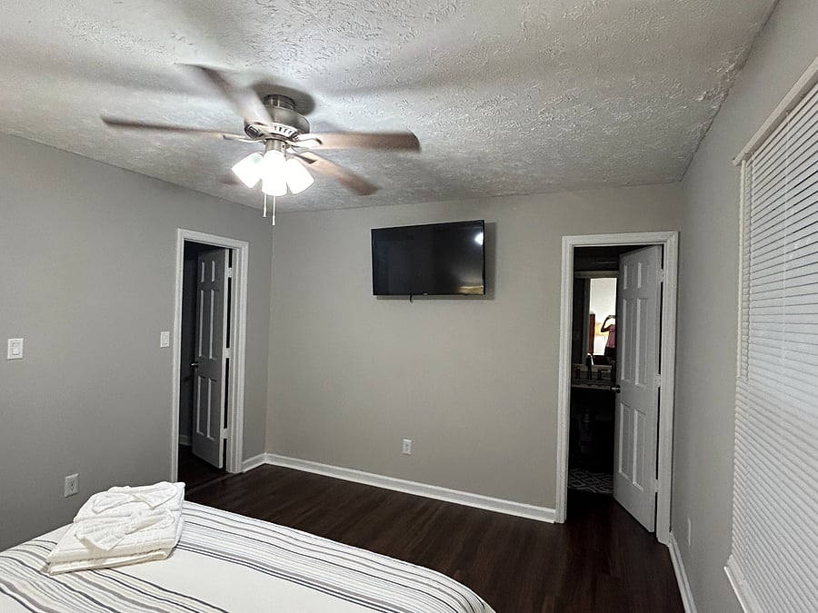 Furnished Finder property 902811_1 photo 17