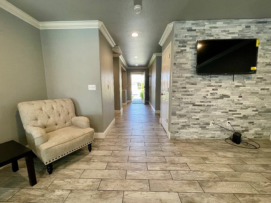 Furnished Finder property 902945_1 photo 6