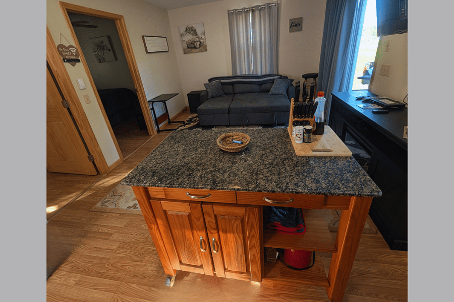Open Floor Plan between Kitchen and Living Room