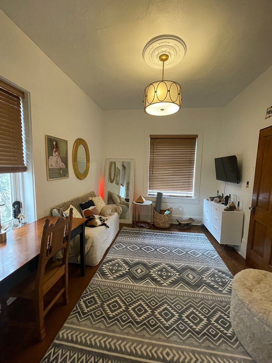 2nd Bedroom/office
Bedroom has a fold out memory foam double mattress