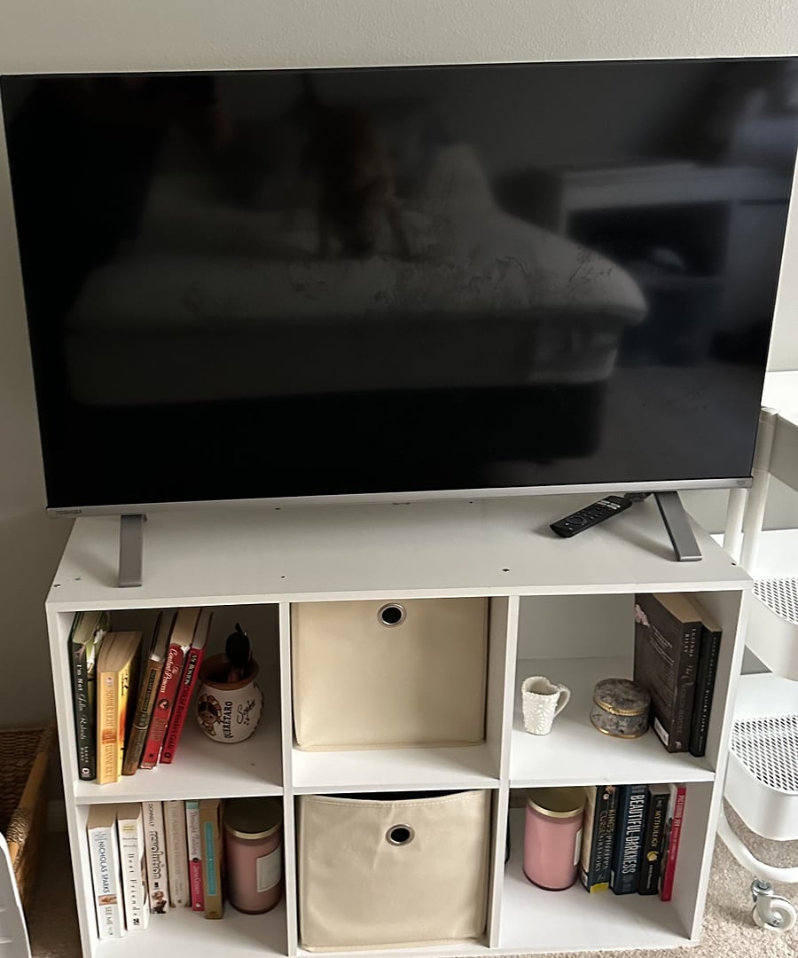 Choice of Smart TV or Desk with Monitor for Study ) or both)