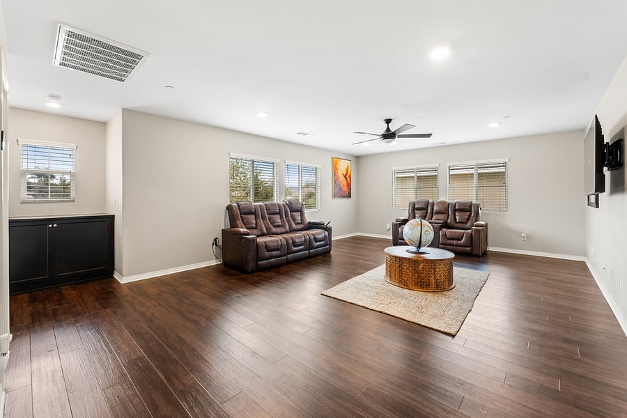 Large loft area on 2nd floor, more space for your family.