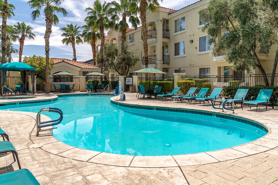 Club de Soleil Pool