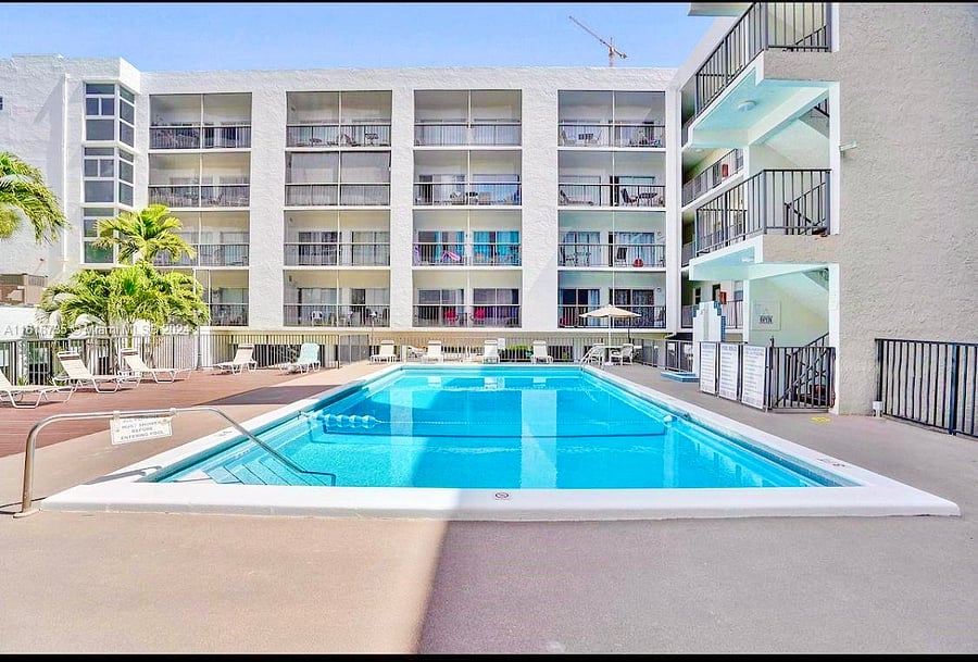 Heated pool
