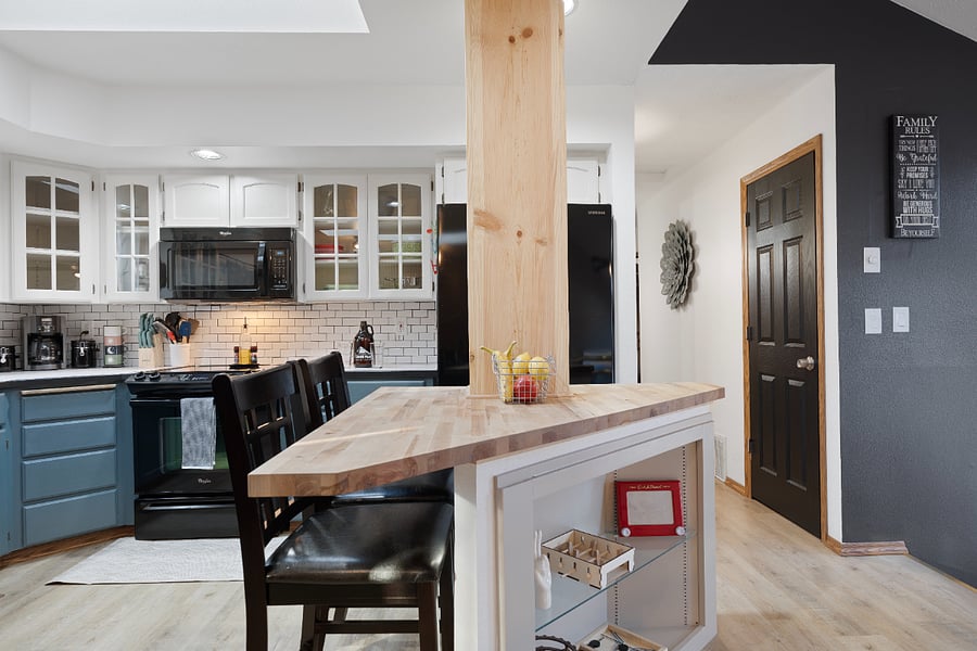 Set up at the island for quick meals, effortless conversation with the chef, or to work right in the heart of the home.