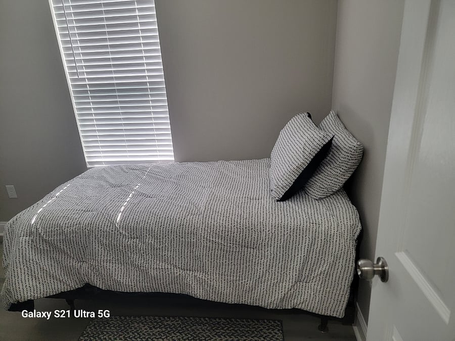 1ST BDR TWIN BED