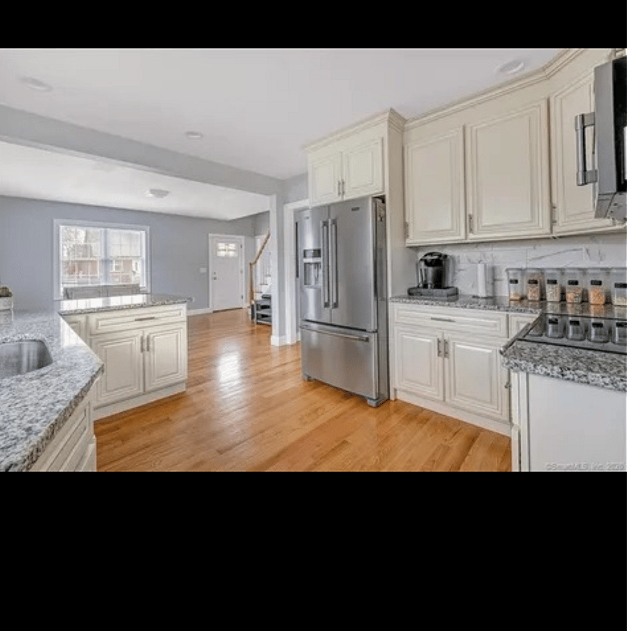 Furnished Finder property 903518_1 photo 11
