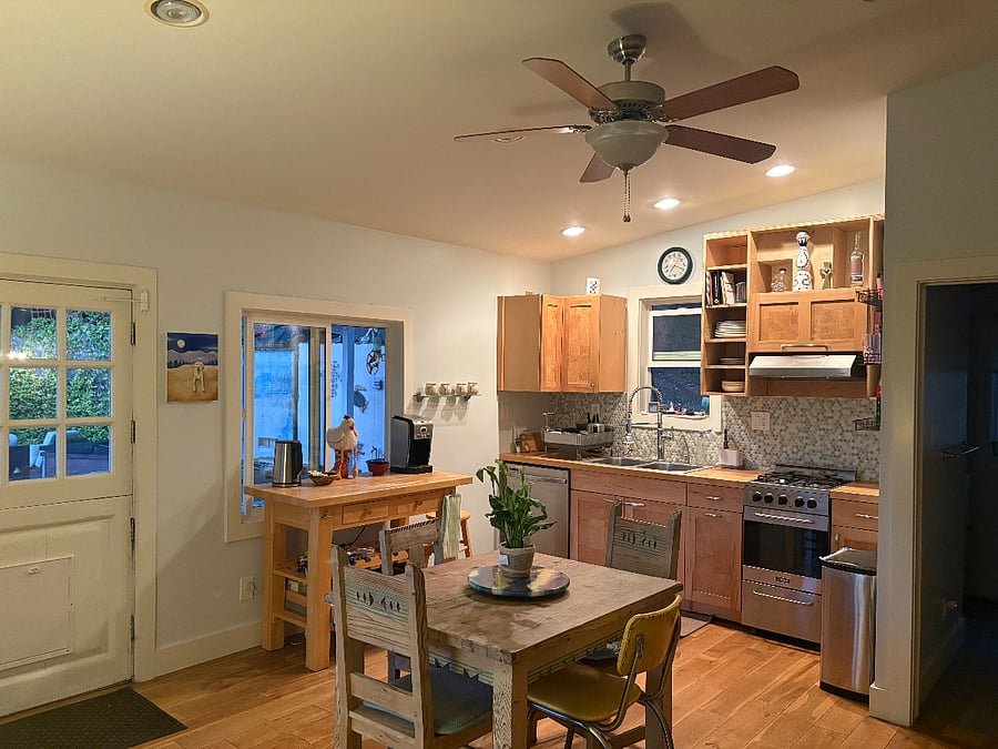 Kitchen-dining area