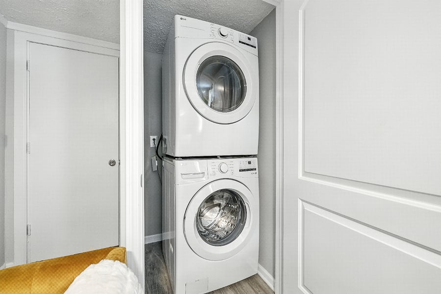Full-size Washer & Dryer for your convenience.