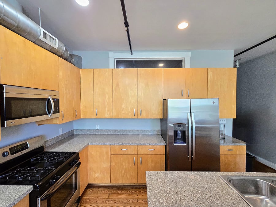 Unit O - Kitchen