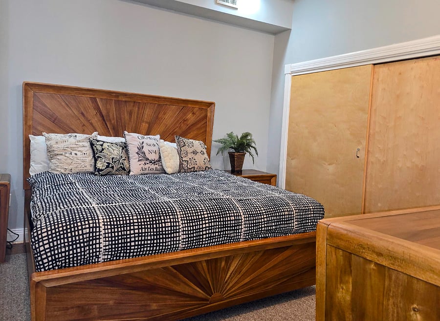 Unit O - King Size Bed Bdrm #1 and TV