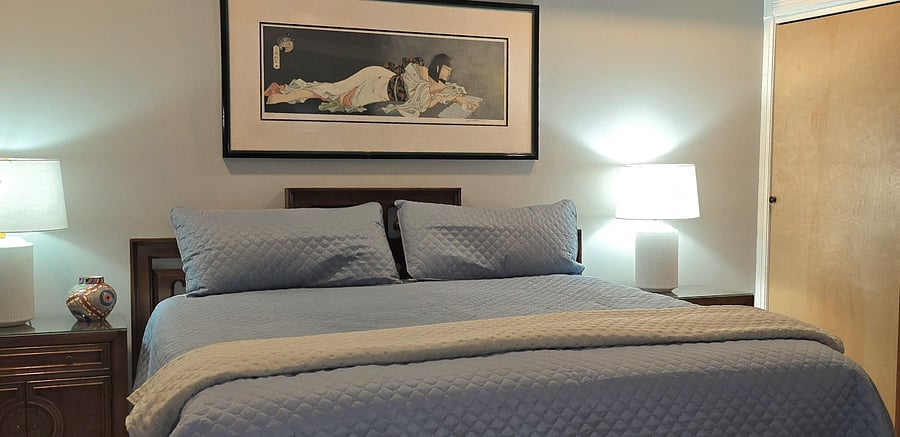 Unit M - Bedrm 1 - King Bed and TV