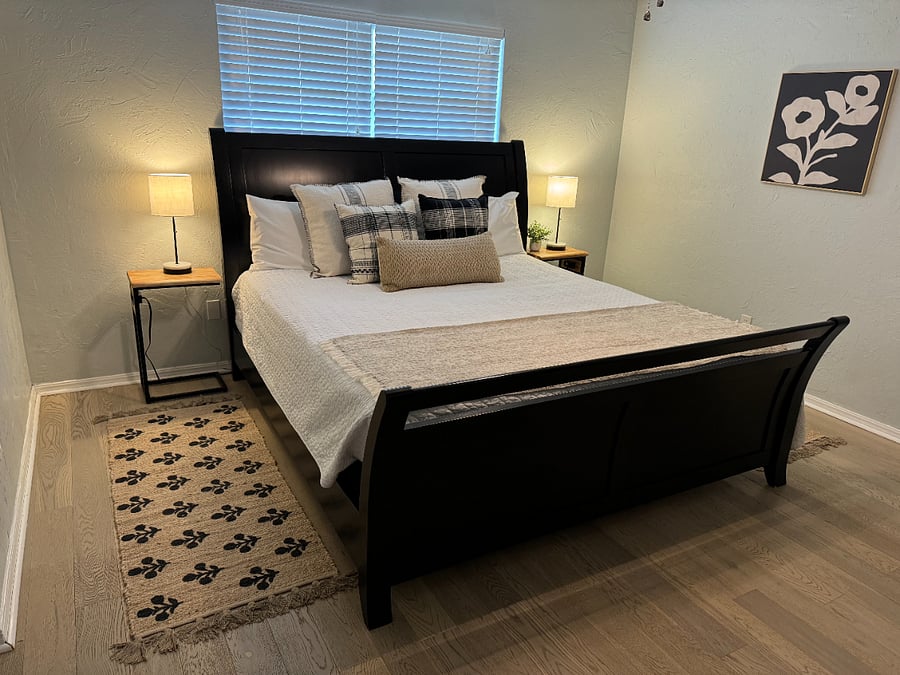 Master bedroom with King bed