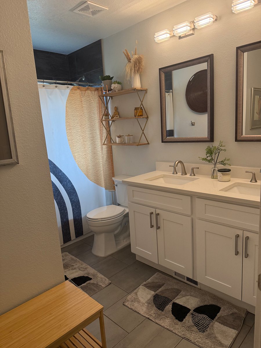 Upstairs Bathroom