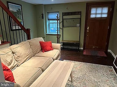 Furnished Finder property 903872_1 photo 3