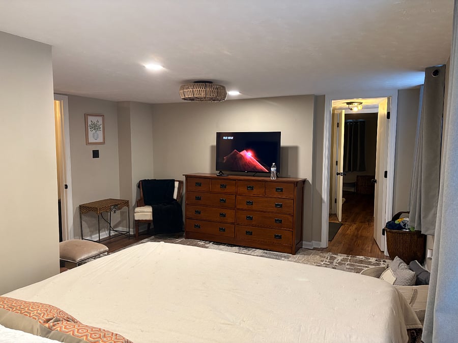 Bedroom - King Bed