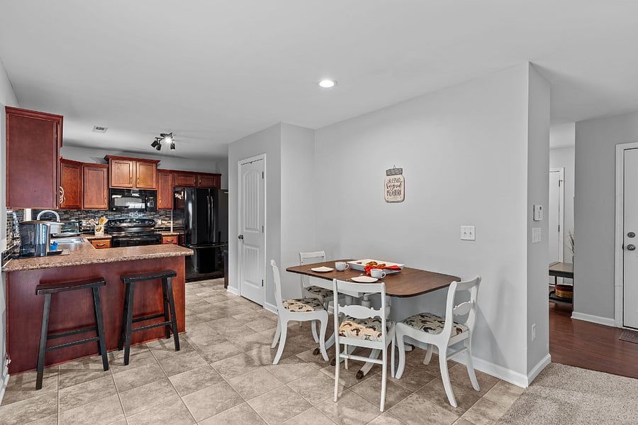 Breakfast nook off kitchen for quick breakfasts and lunches
