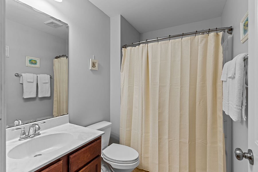 Guest Bathroom for Upstairs Bedrooms