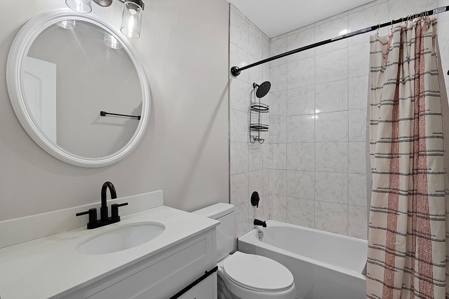 2nd Bathroom