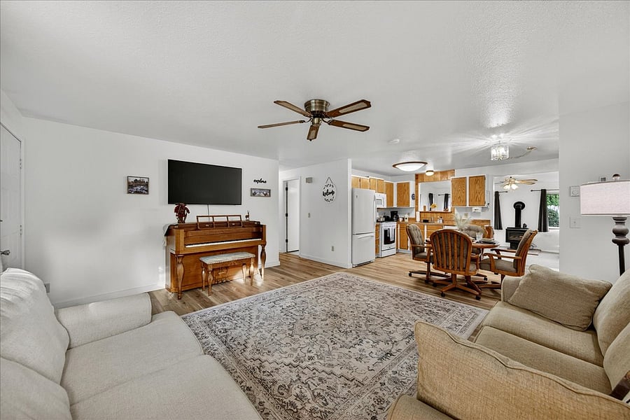 Furnished Finder property 904180_1 photo 7