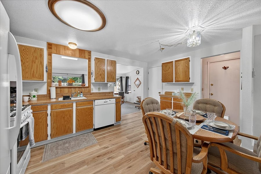 Furnished Finder property 904180_1 photo 12