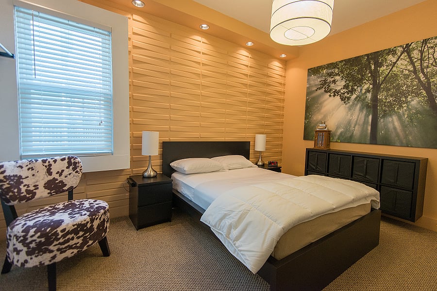 Brand New Bed Linens for EVERY Guest! Top Quality hybrid mattress with Both Shredded memory foam AND hollow core fill pillows.
Call now for your Furnished Finder -20% discount for 90+ day stays. 1-(513)-345-0744 Or see: www.HomeLinkCincinnati.com