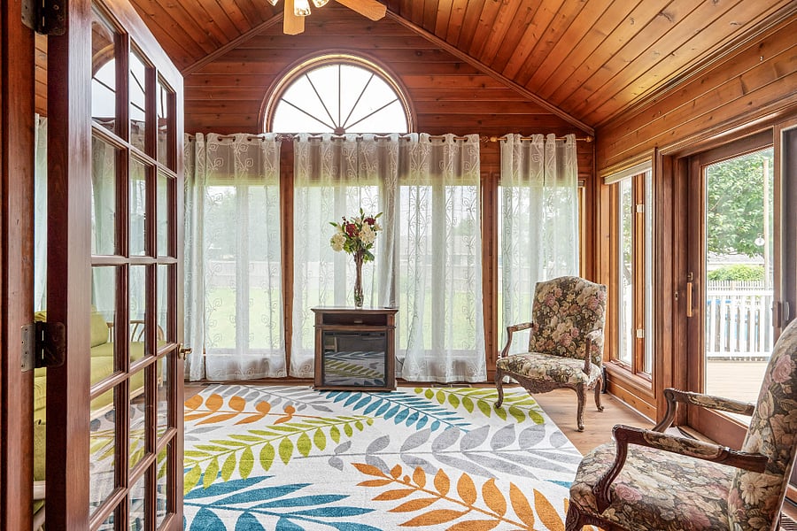 Four season sunroom