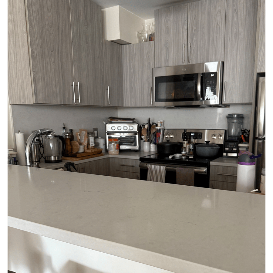 Fully Stocked Kitchen with dishwasher