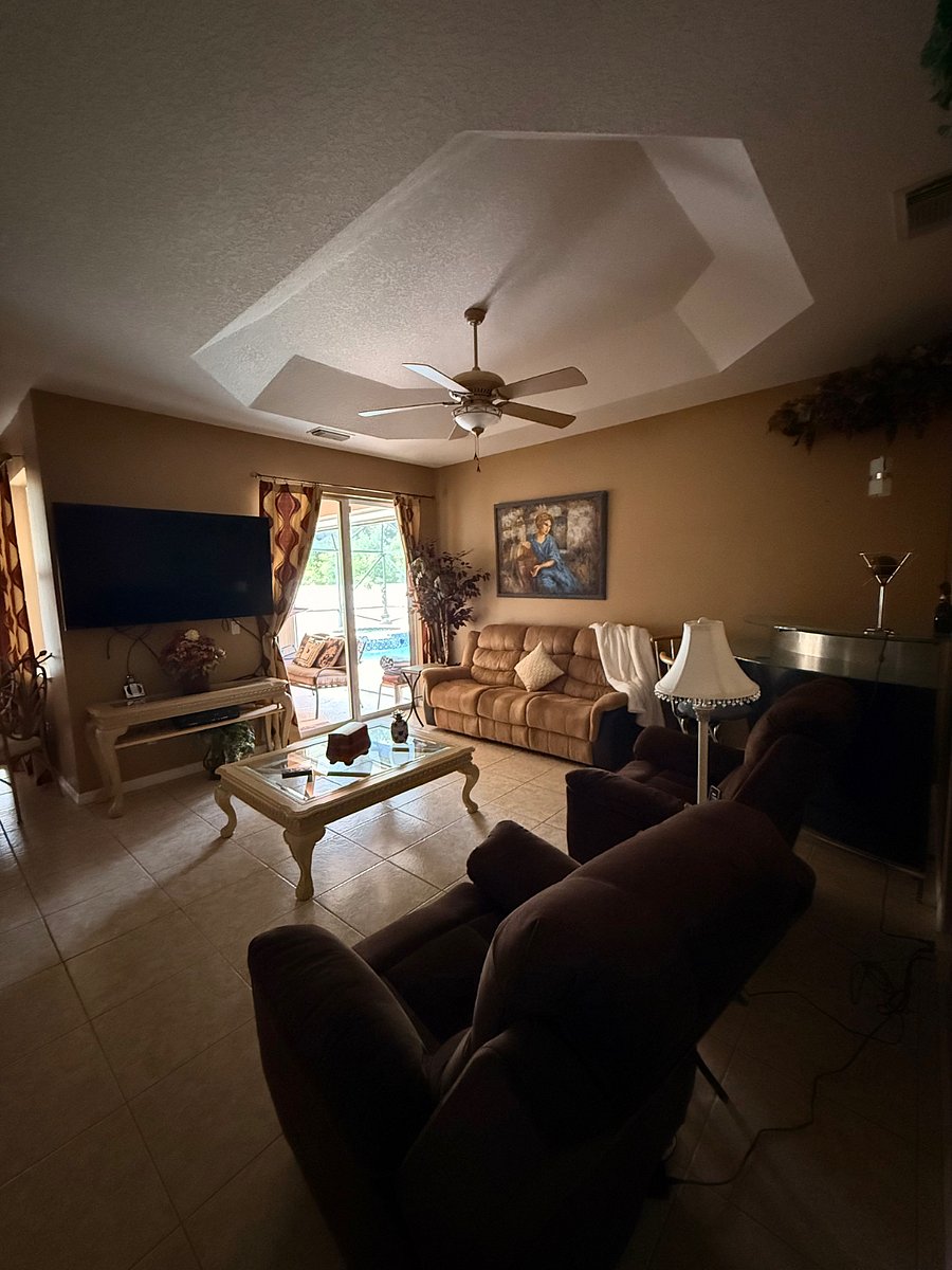 Living room 2