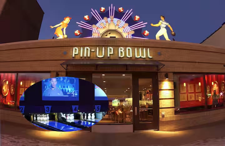 The Pin-Up Bowl is frequently visited by famous musicians after they finish their shows at The Pageant. This unique, intimate bowling alley features a cocktail bar, lounge, and 8 lanes.
