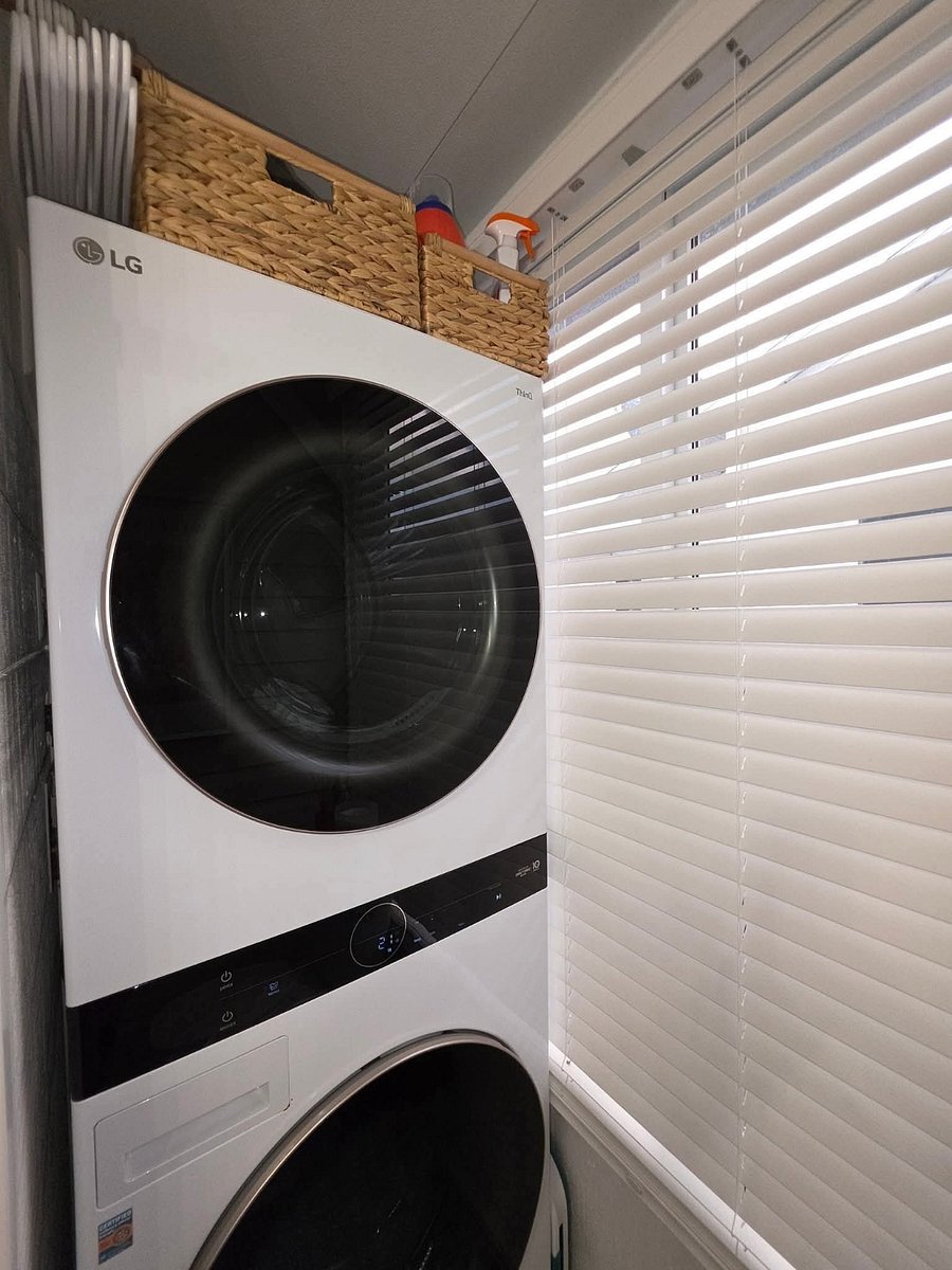 Washer & Dryer 