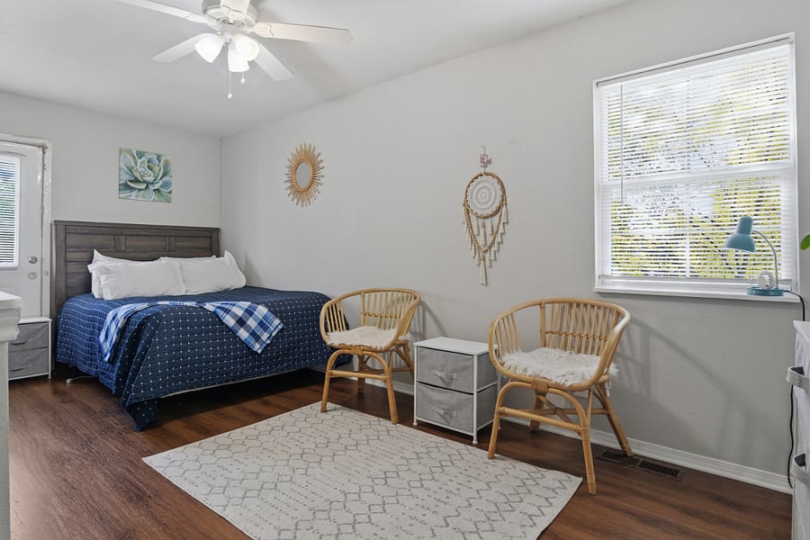 Bedroom (4)