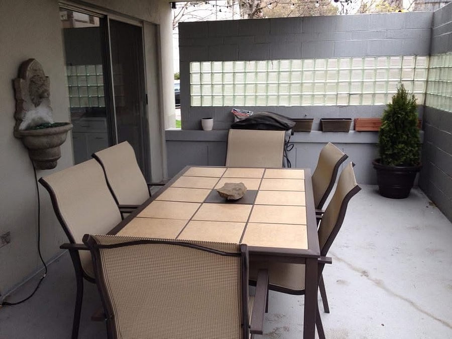 full dining table and water fountain