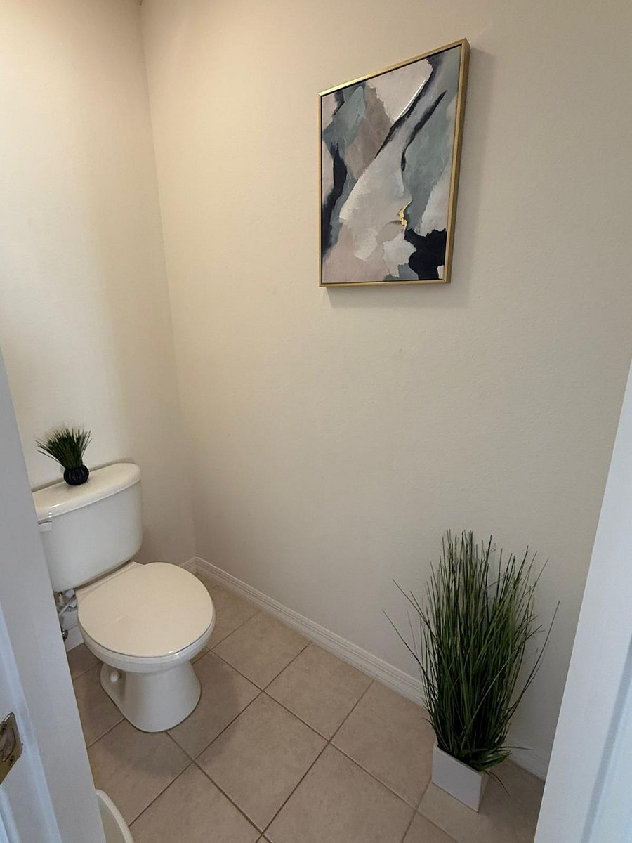 Furnished Finder property 904870_2 photo 16