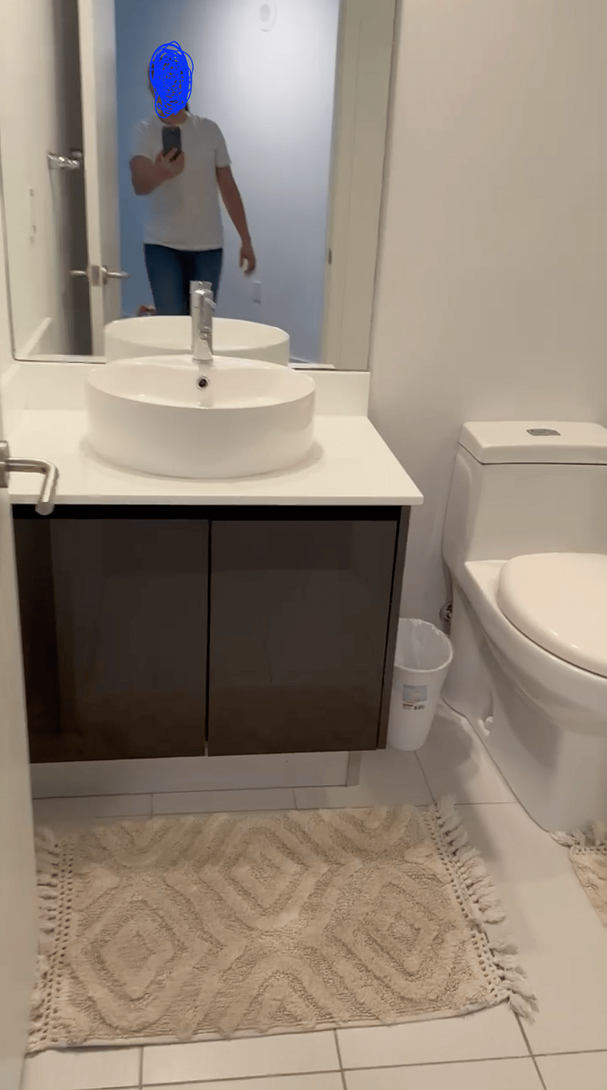 2nd bathroom