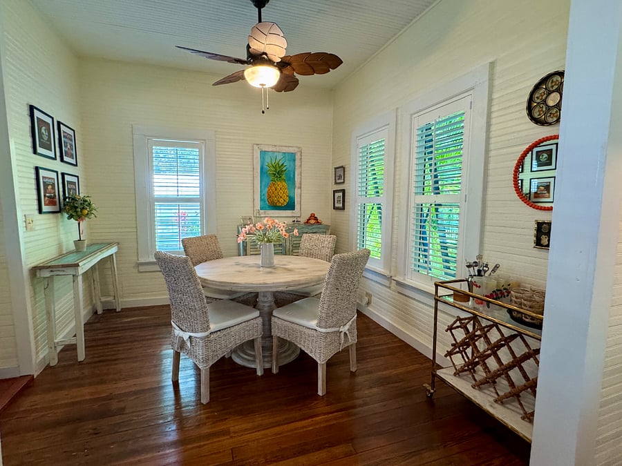 Large dining room with table that seats 6 (extra chairs available) is perfect for working, playing games or doing puzzles, or enjoying wonderful meals.