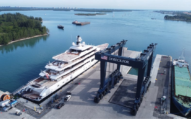Derecktor Shipyard is a few minute walk from your door.