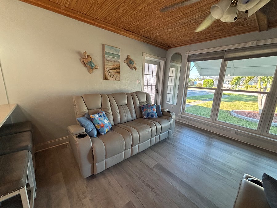Furnished Finder property 904953_1 photo 9