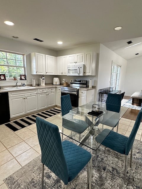 Furnished Finder property 904977_1 photo 9