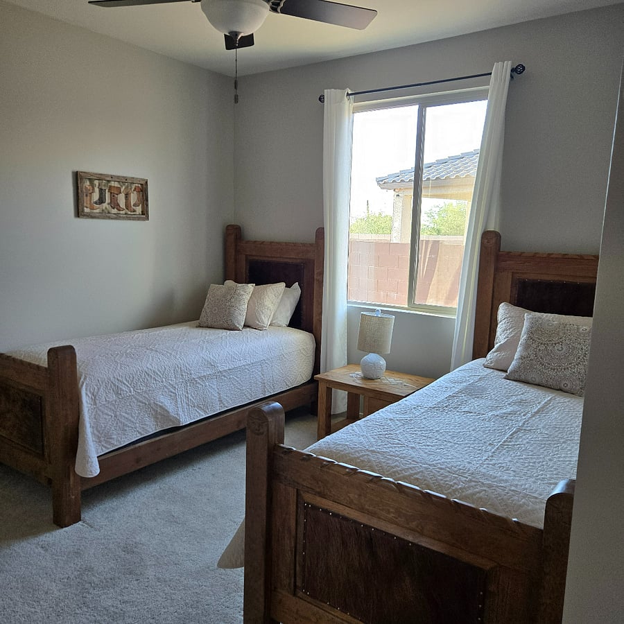 Two twin bedroom 