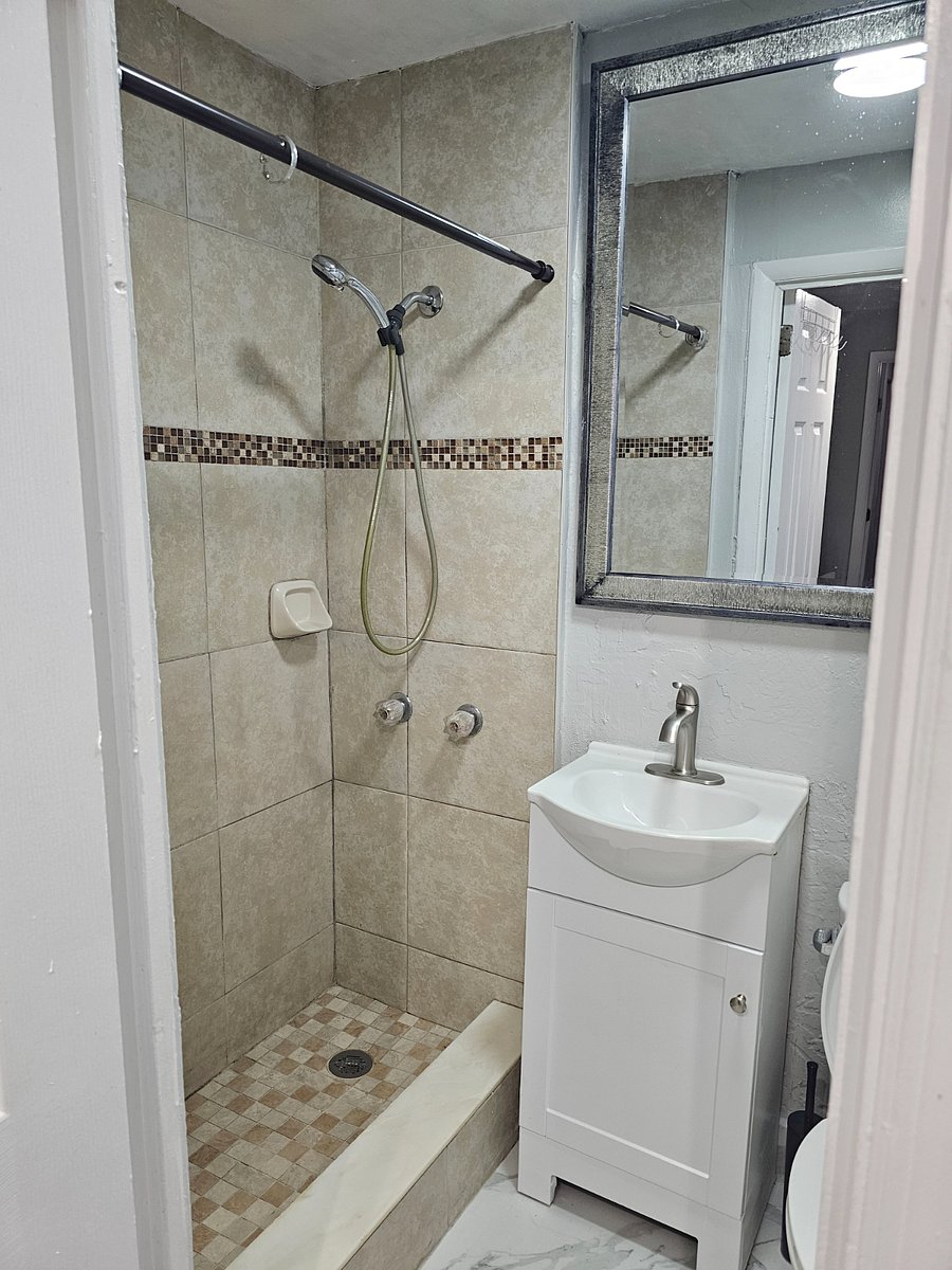 Furnished Finder property 905217_1 photo 8