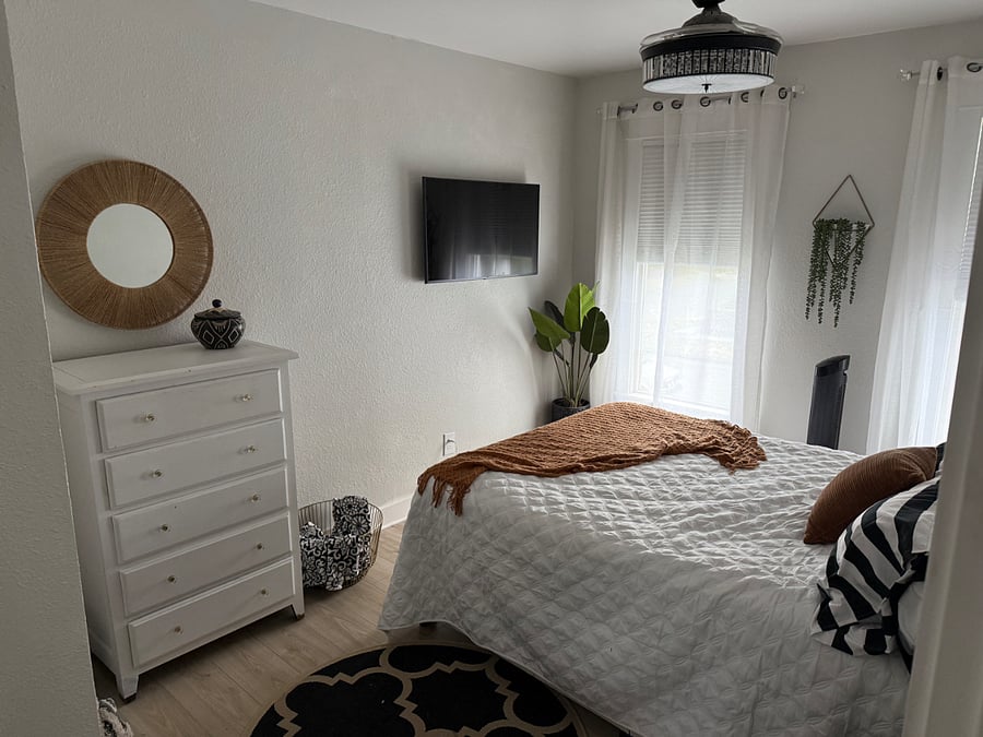 Bedroom #1
