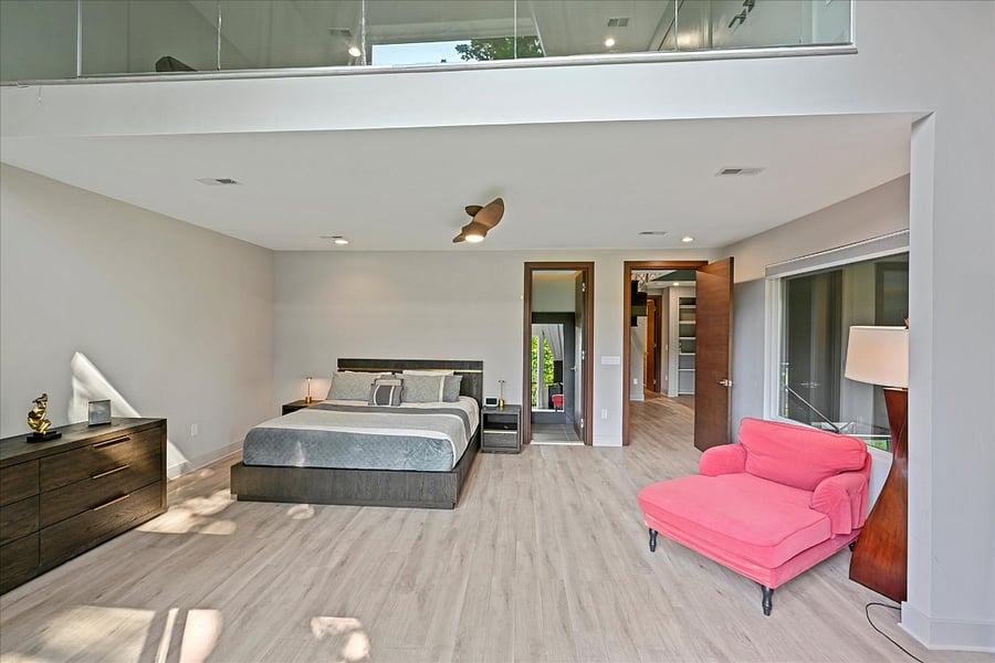 2nd floor master suite