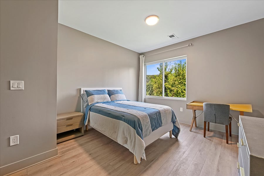bedroom 3 with full bed