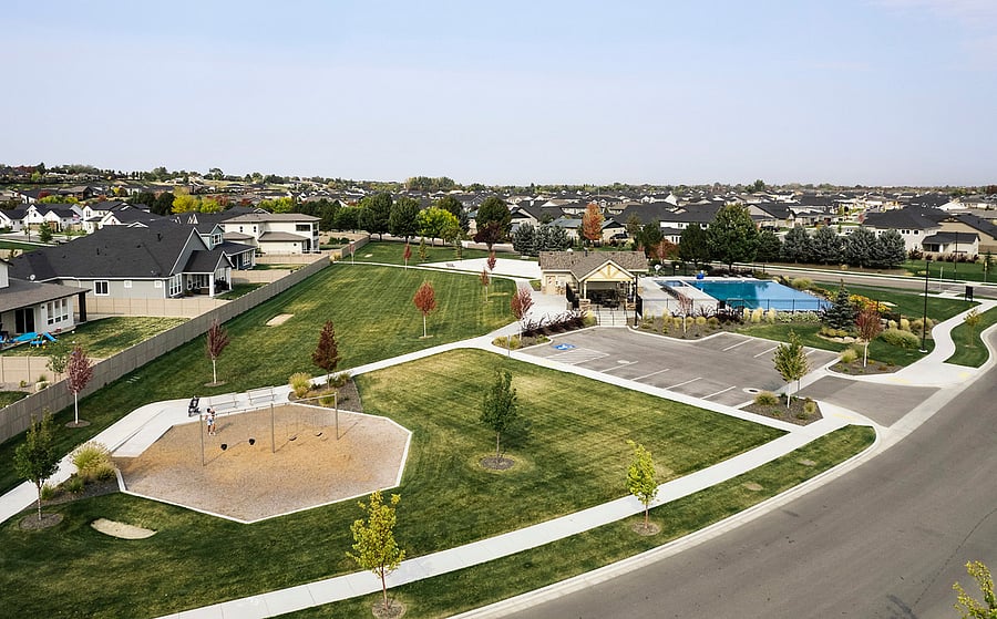 1 of 2 Infinity Pools and Parks